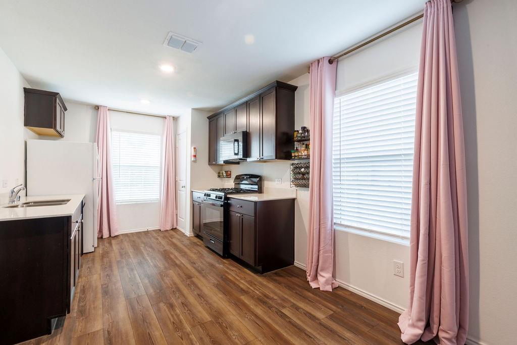 HIGHBRIDGE PH 2 - Residential