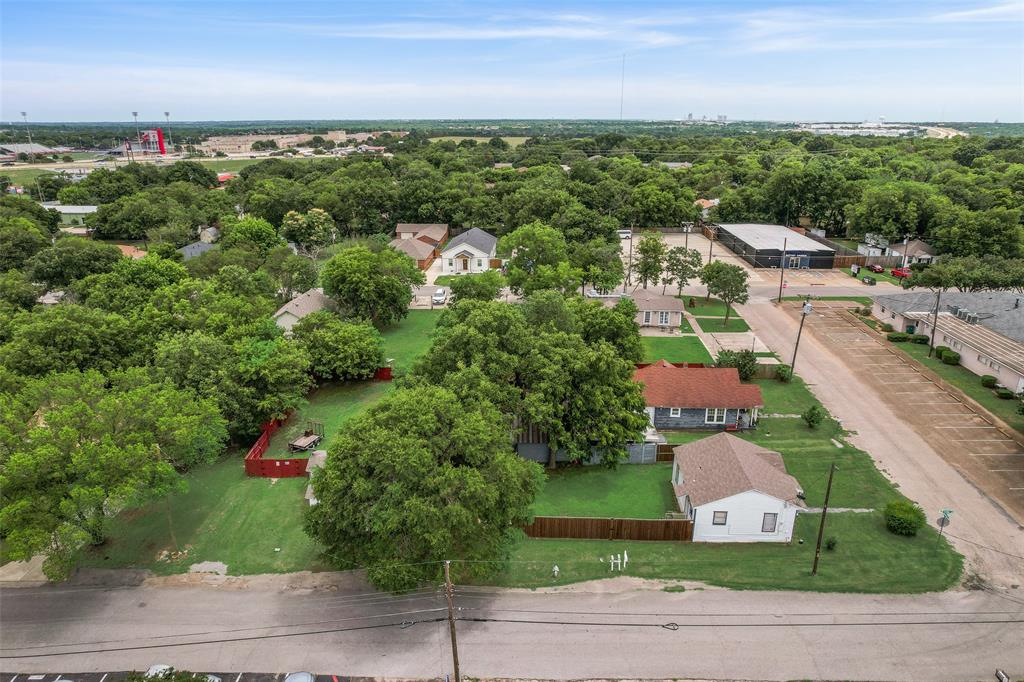 Town Cedar Hill Original Of - Residential