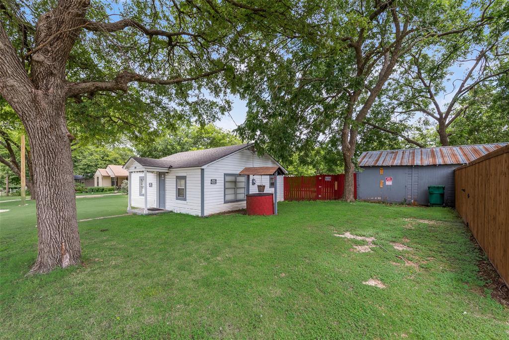 Town Cedar Hill Original Of - Residential