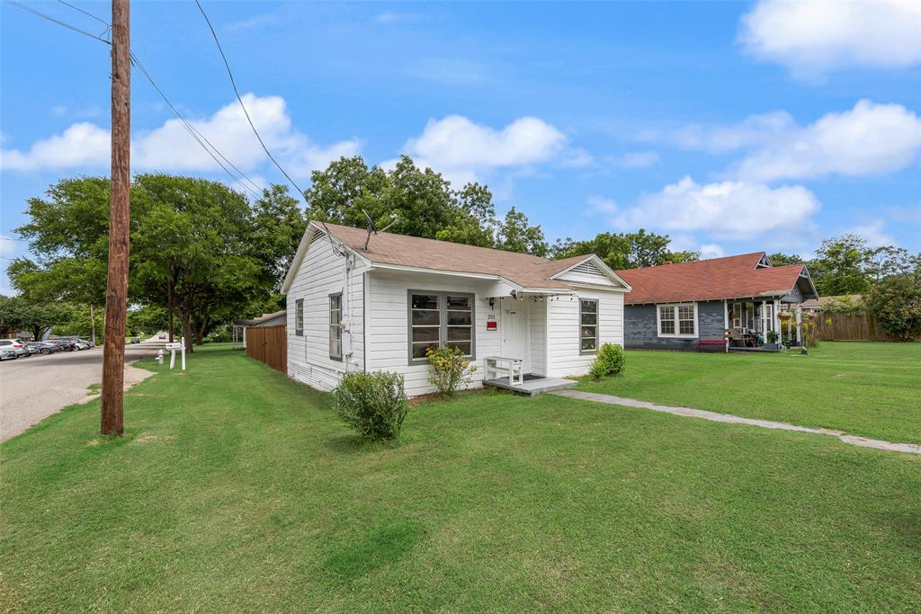 Town Cedar Hill Original Of - Residential