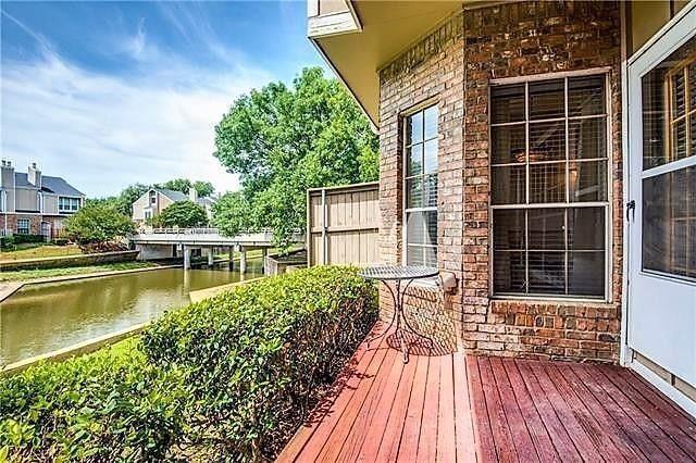 Lakeside Landing Twnhms - Residential