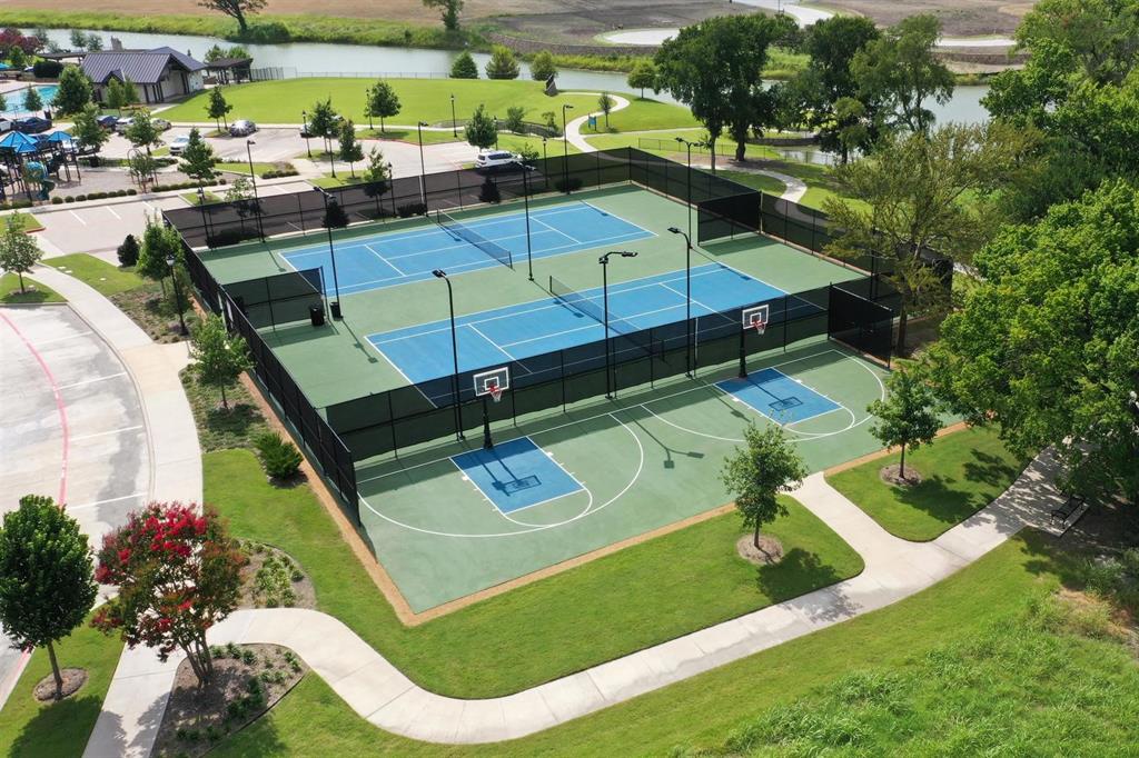 Mustang Lakes - Residential