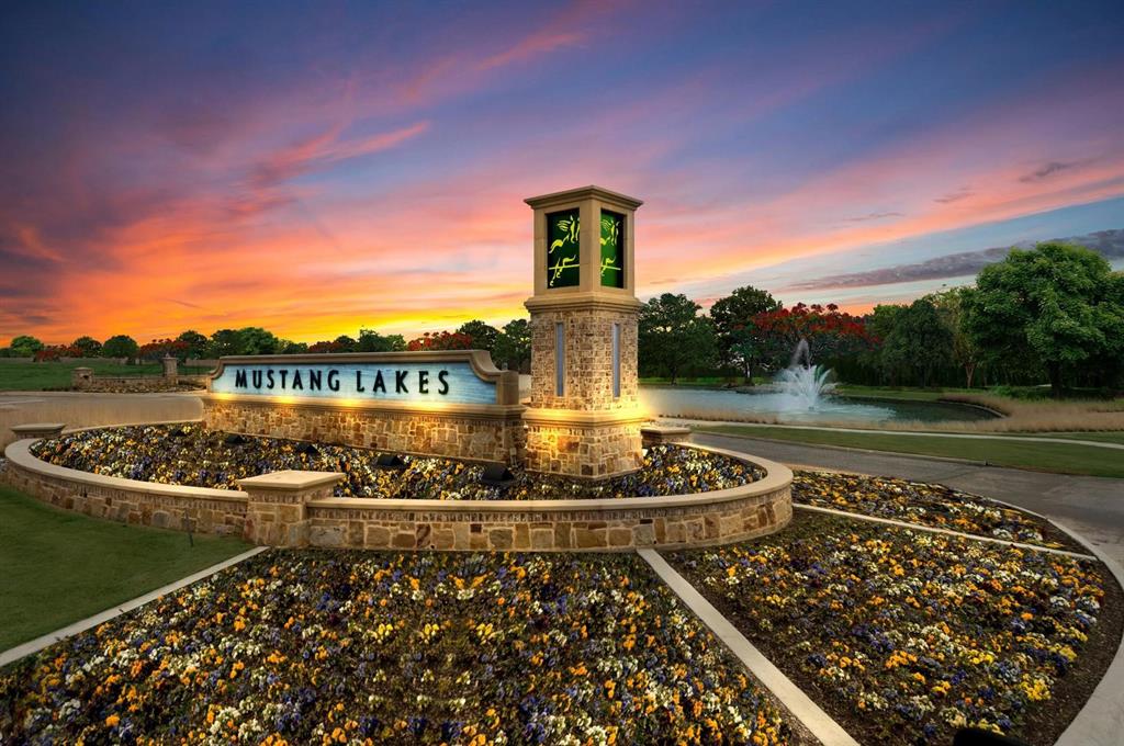 Mustang Lakes - Residential