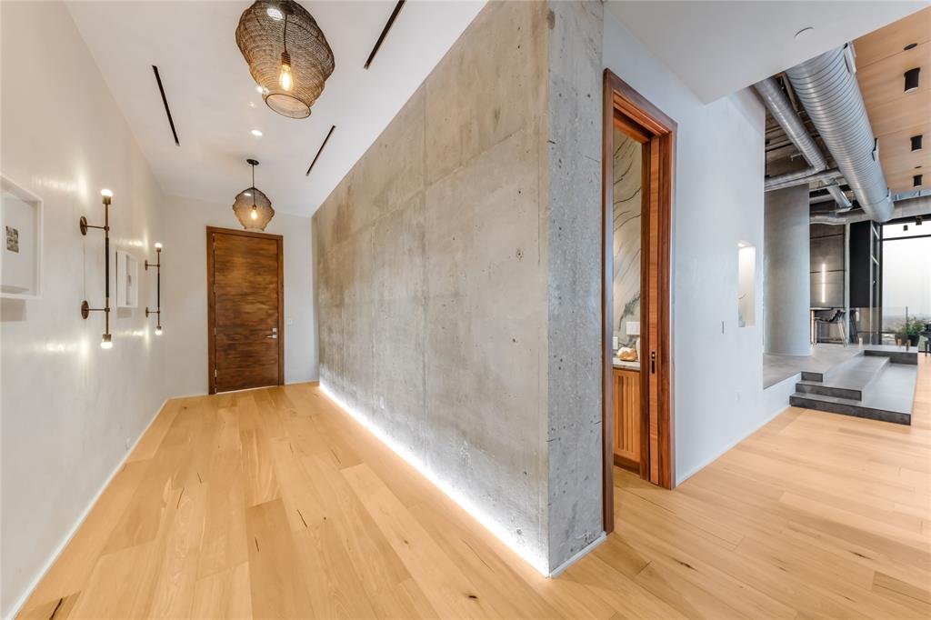 Residences - Residential