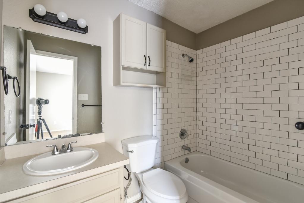 Willow Wood Add - Residential Lease
