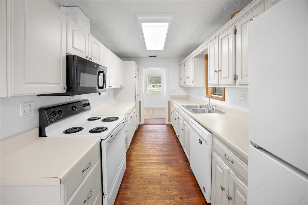 A0052 P Archer - Residential
