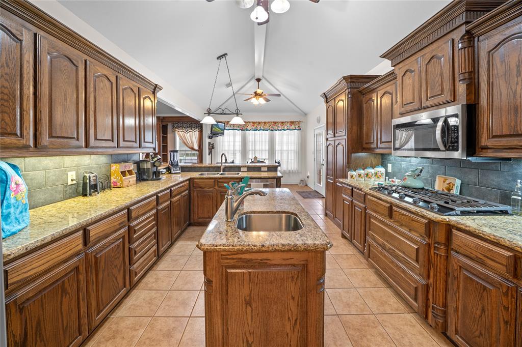 A0052 P Archer - Residential