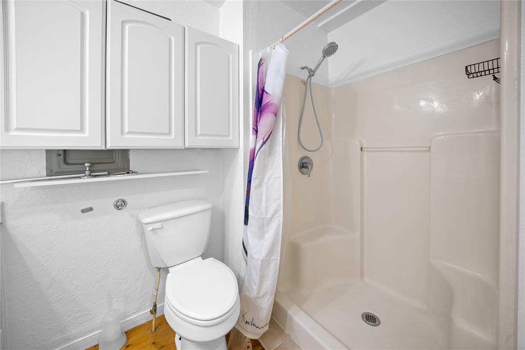 A0052 P Archer - Residential