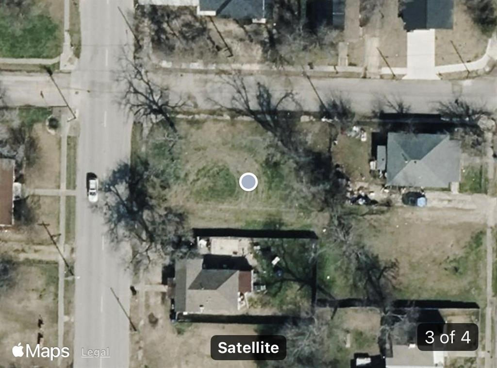 7,714 sq ft residential lot ready to build. Great opportunity to own a corner lot in the thriving city of Greenville. Nestled in an area surrounded by newer built homes and conveniently located to downtown where you can find restaurants, shopping and entertainment. Whether you're looking to build, invest, or hold, this lot offers unbeatable potential in a growing City of Greenville. The open lot at 1813 Stonewall St on same City Block is also available for sale MLS# 21047758.  Seller is motivated to see offers for both lots sold together. Additionally, 1810 Johnson St MLS# 21049576 on the adjacent block is also available for SALE. Contact the City of Greenville for any building requirements.