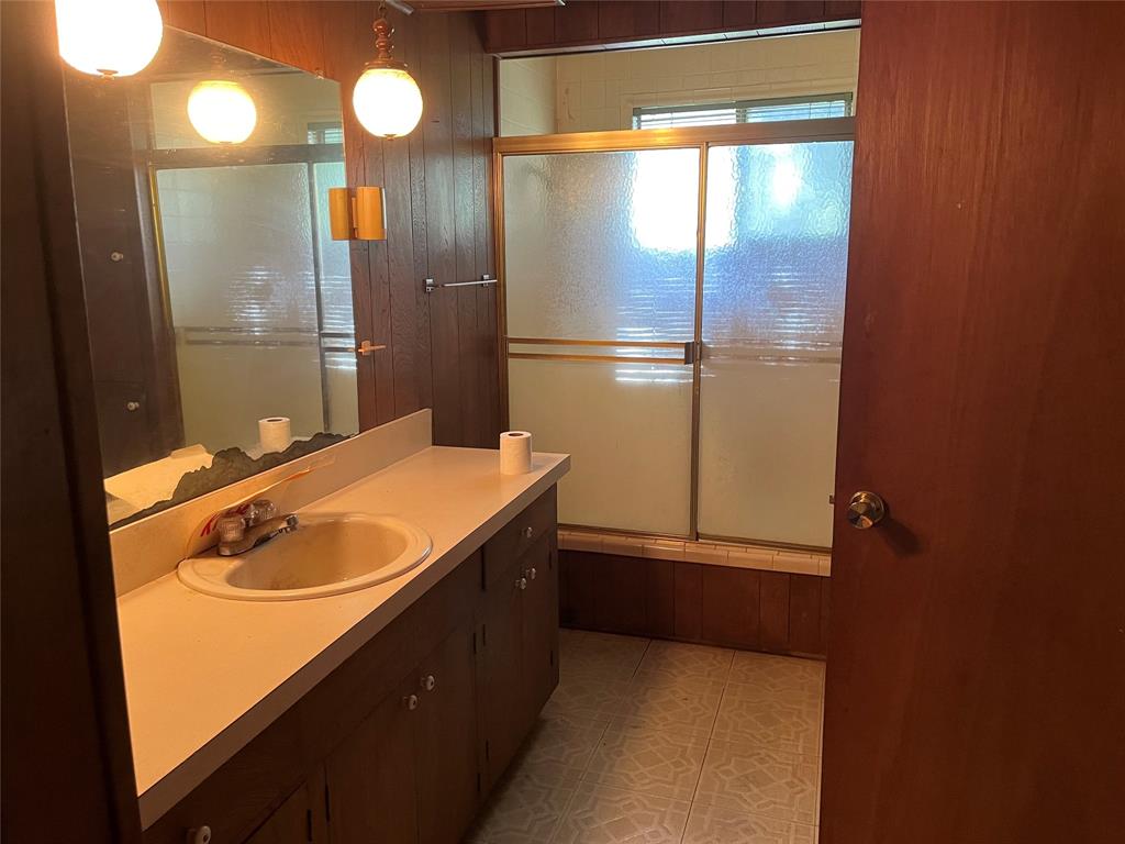S Bell Surv Abs 46 - Residential