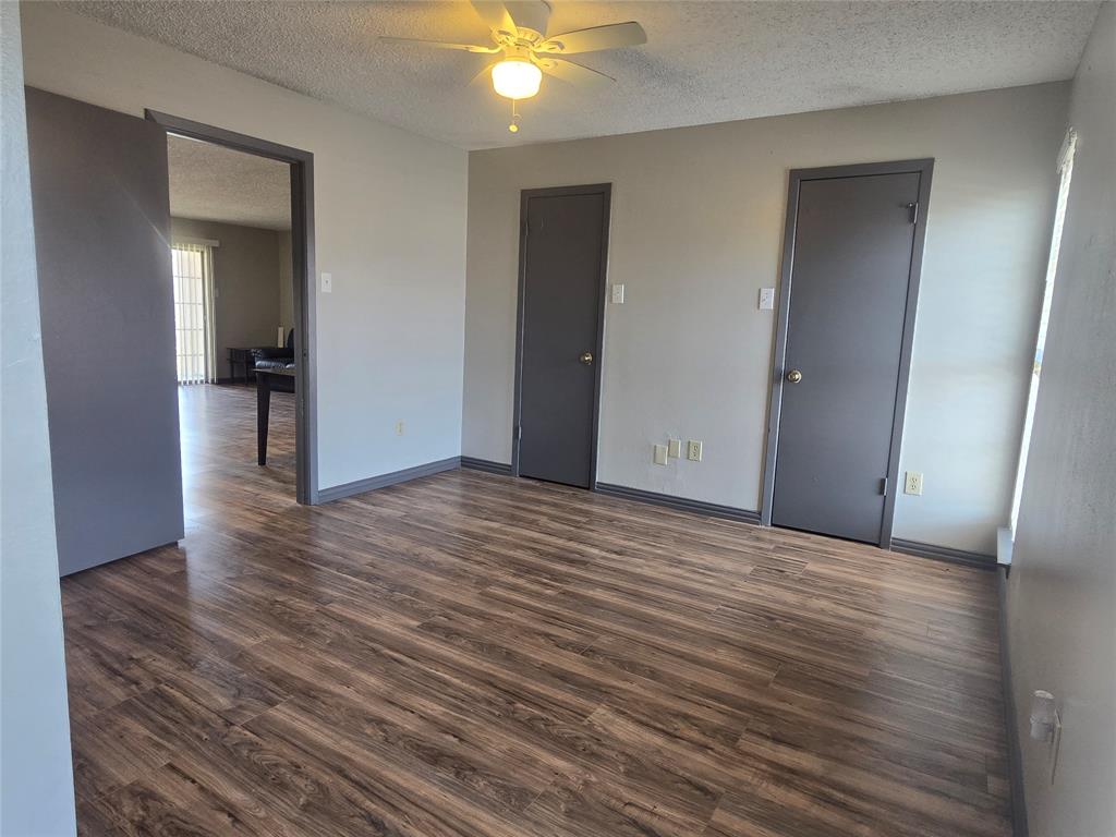 Creekbend Condo Ph 01-06 - Residential
