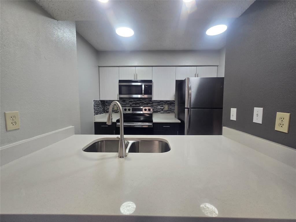 Creekbend Condo Ph 01-06 - Residential