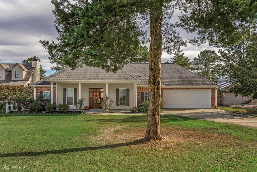 Gorgeous lake front property on Toledo Bend with your own private covered boat dock! The large, open back patio is perfect for enjoying the stunning lake views while grilling out and the additional screened-in area is sure to be your favorite spot to dine! As you step inside, you'll notice the gleaming hardwood floors, crown molding, and high ceilings throughout. The spacious living room features a wall of windows overlooking the lake and flows seamlessly into the open concept kitchen and breakfast area. The kitchen boasts modern appliances, granite counters, and custom cabinets sure to make meal prep a breeze, and the separate formal dining room offers plenty of space for hosting gatherings. The primary suite features more stunning lake views and a luxurious ensuite bath complete with a soaking tub! The additional two bedrooms provide room for guests or family and the shared full bath gives convenience and privacy as well. Whether you plan to entertain or simply enjoy the lake this home is perfect! Don't wait, schedule your tour today!