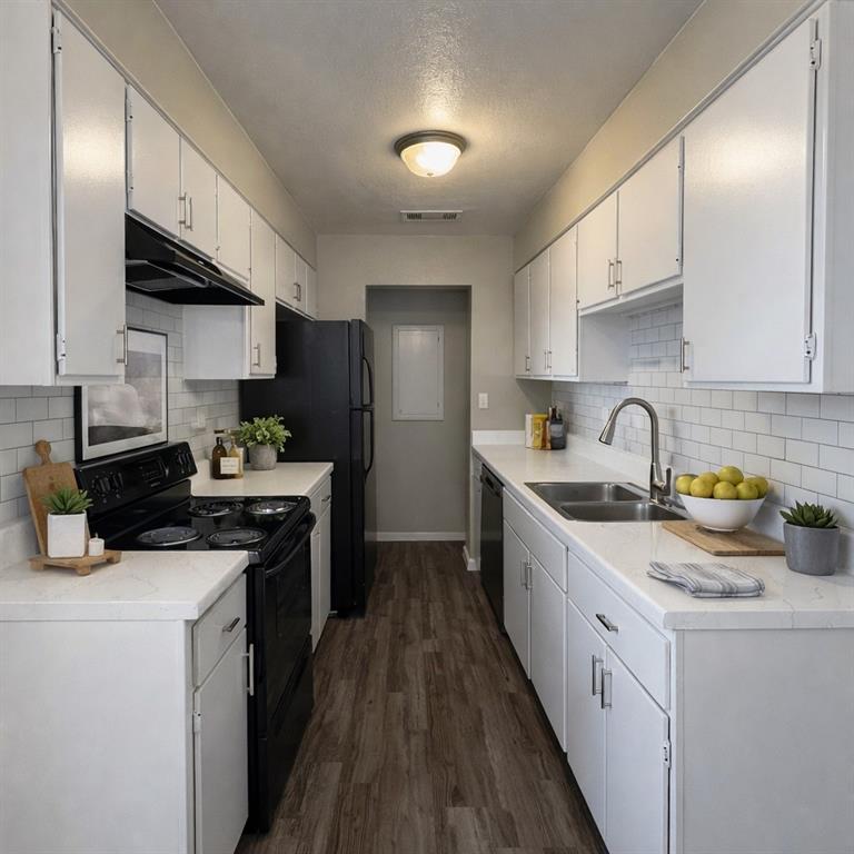 Parkside Condos - Residential