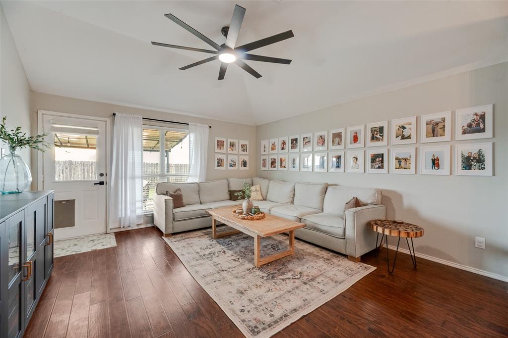 Meadow Ridge Estates Ph One - Residential