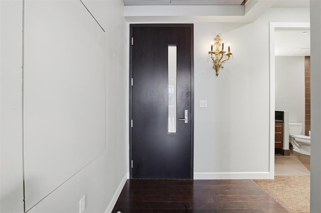 One Montgomery Plaza Residence Condo - Residential