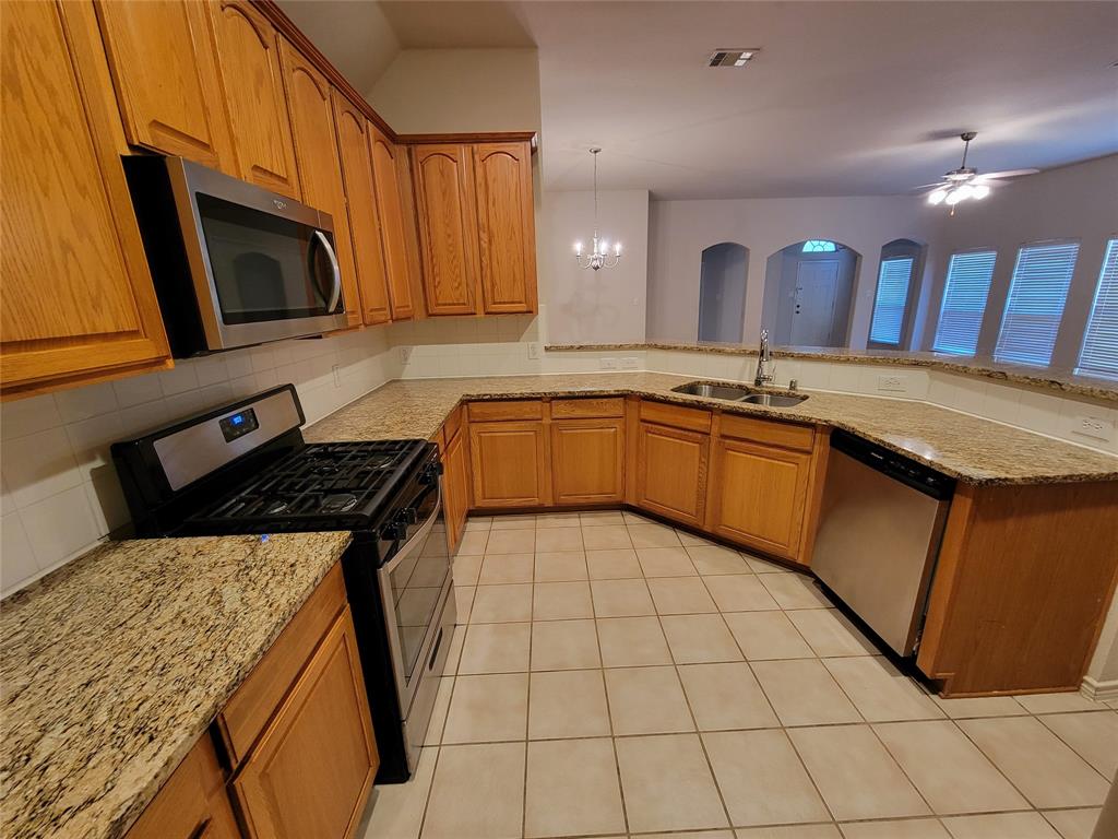 QUEENS GATE - Residential Lease
