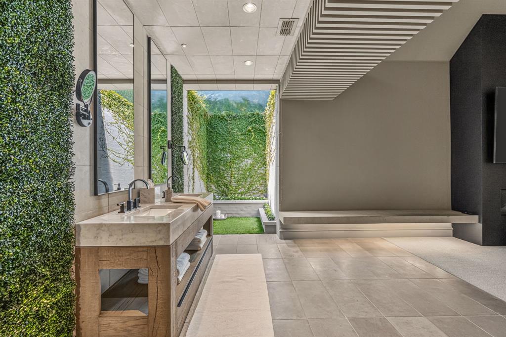 Meadows West Add - Residential