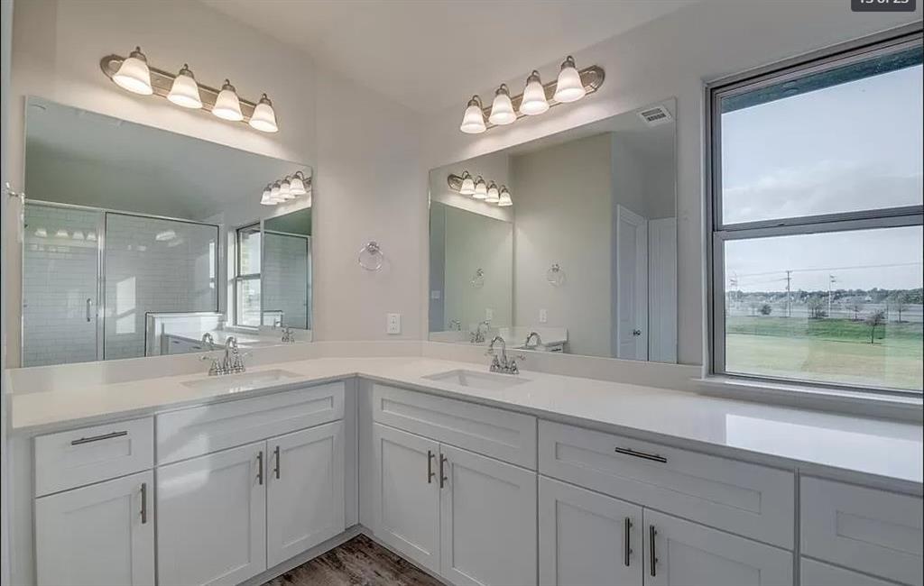 VILLAGES OF PRAIRIE COMMONS WEST, - Residential Lease