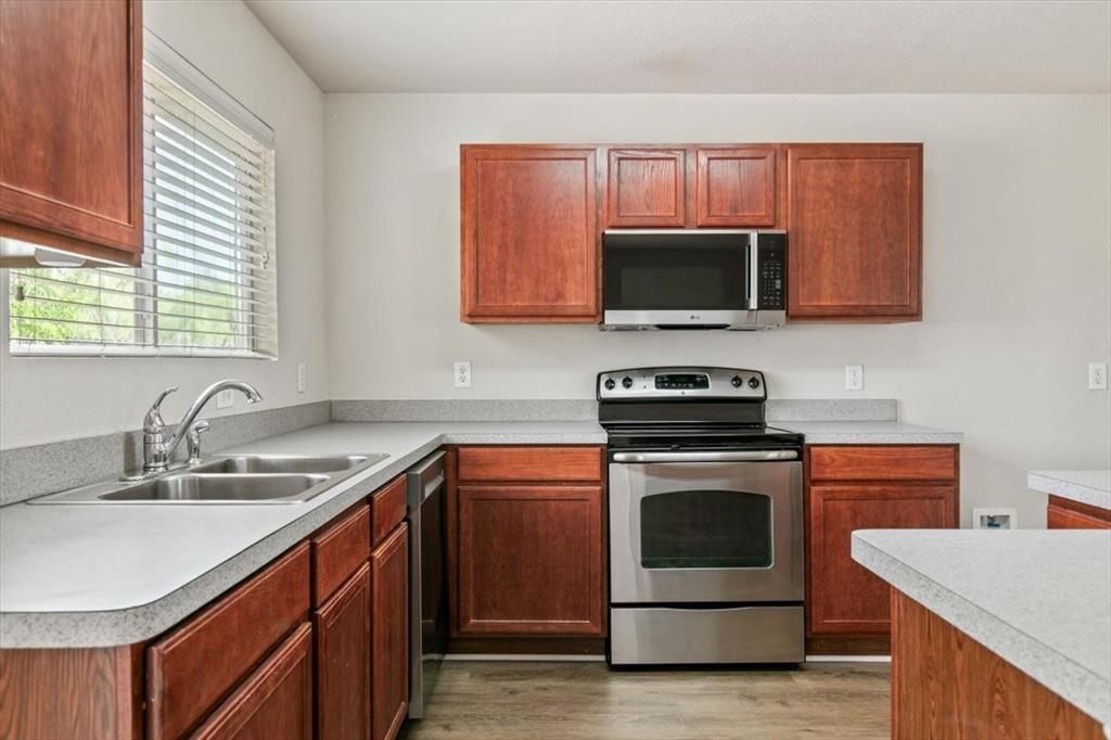 Falcon Ridge - Residential