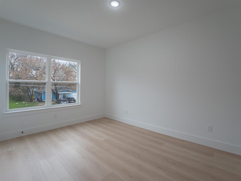 Central Ave - Residential