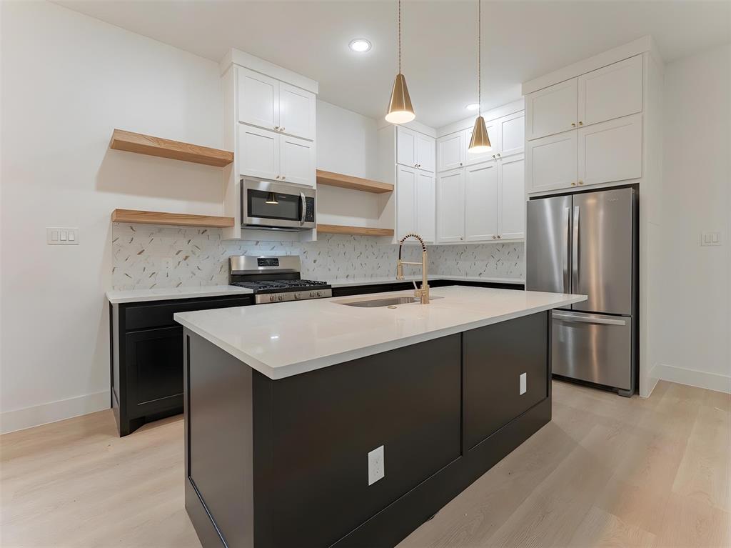 Central Ave - Residential
