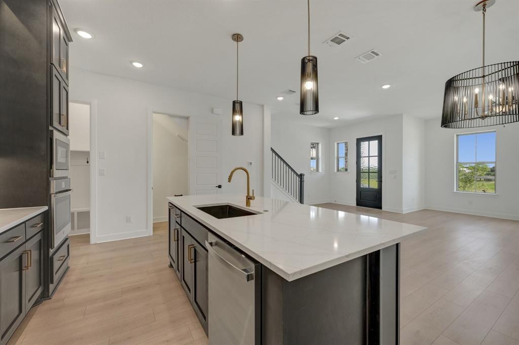 Ridgeline - Residential