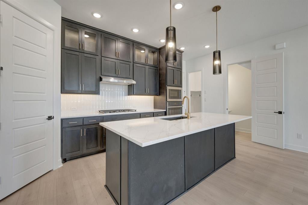 Ridgeline - Residential