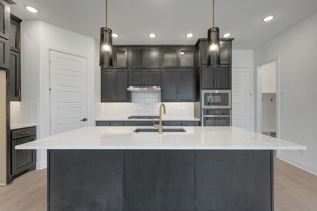 Ridgeline - Residential
