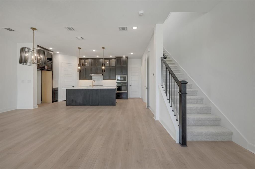 Ridgeline - Residential