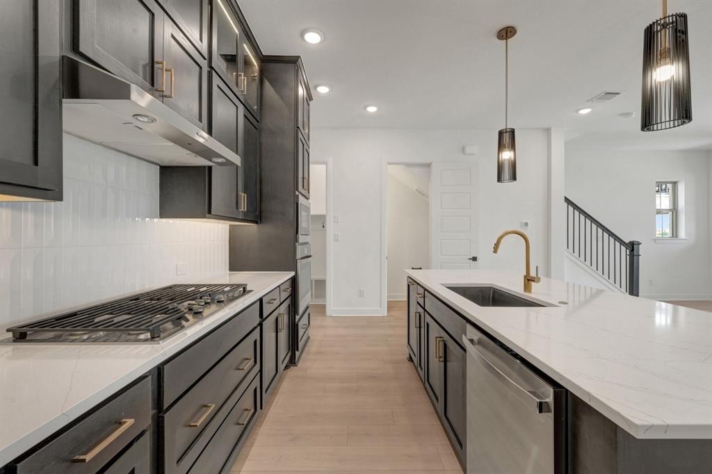 Ridgeline - Residential