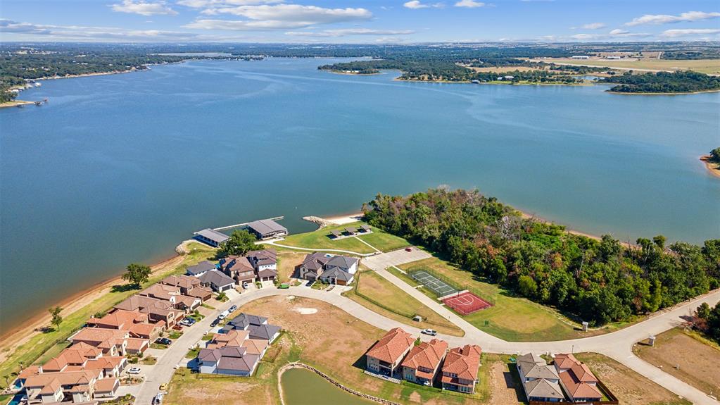 Resort On Eagle Mountain Lake - Residential