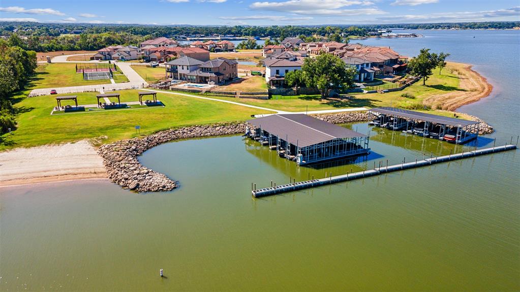 Resort On Eagle Mountain Lake - Residential
