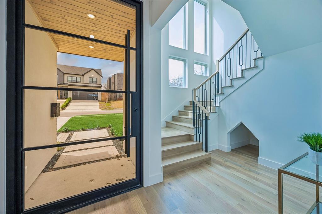 GASTON TERRACE - Residential