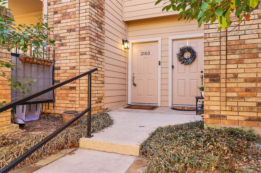 Preston On Lake Condo - Residential