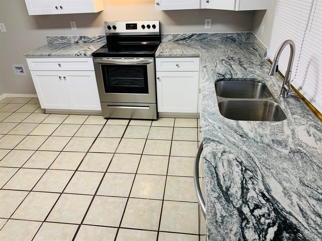 Arapaho East 01 Rev - Residential Lease