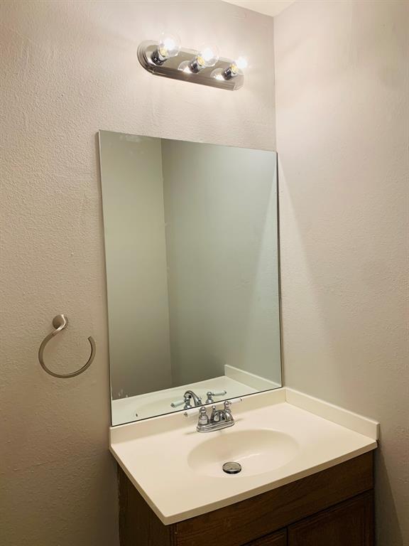 Arapaho East 01 Rev - Residential Lease
