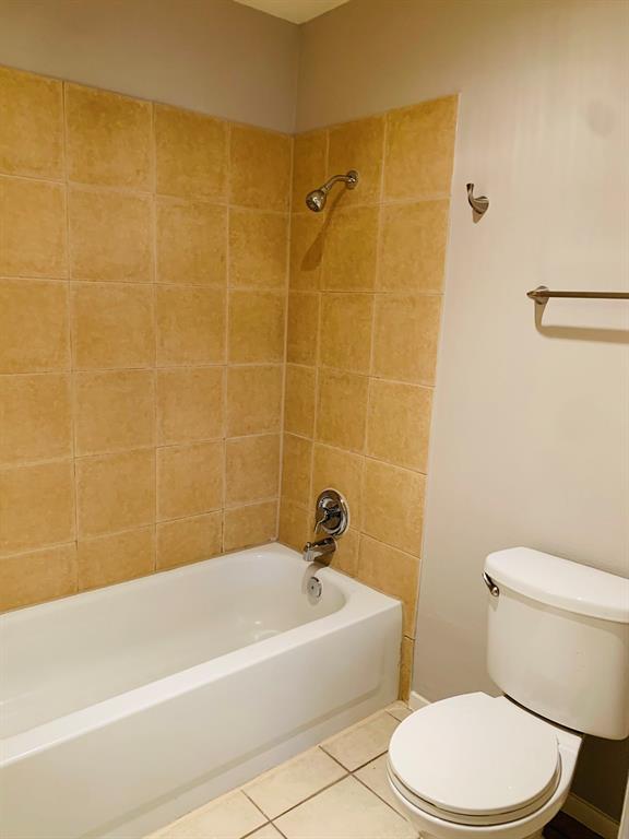 Arapaho East 01 Rev - Residential Lease