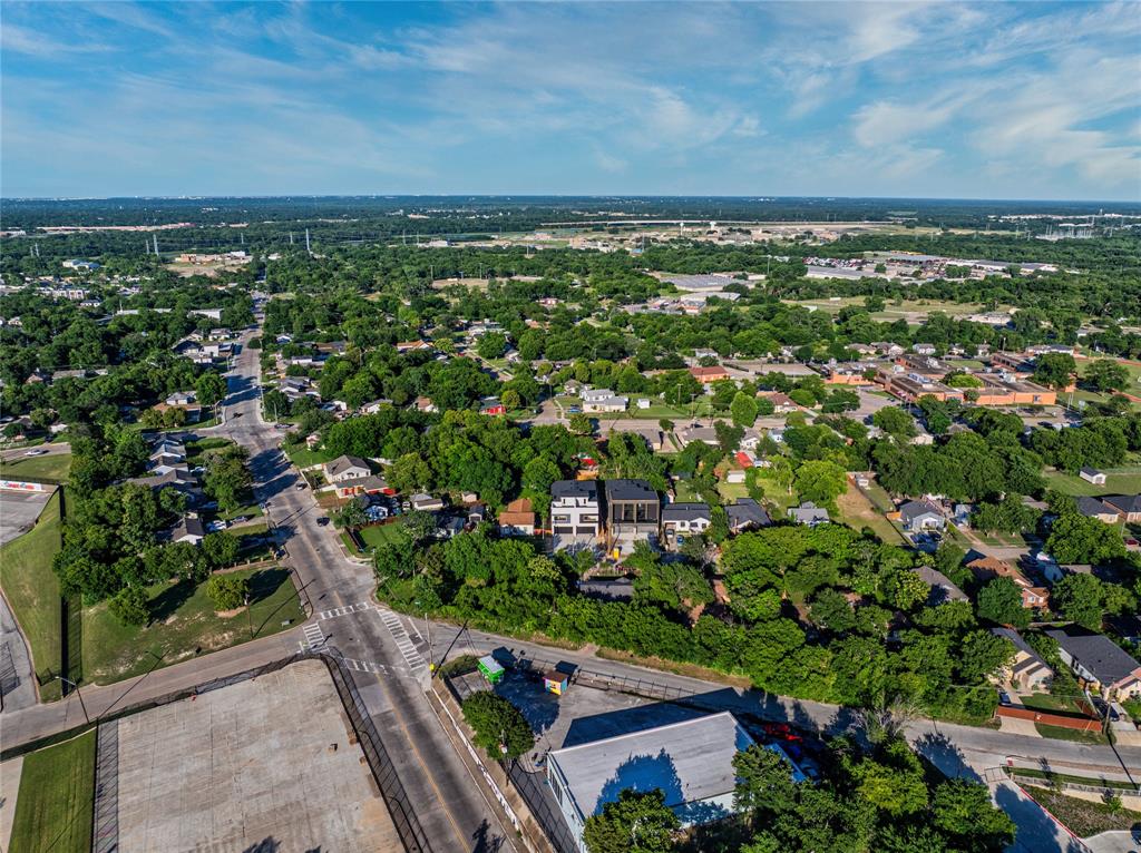 Cedar Crest Bus Center - Residential