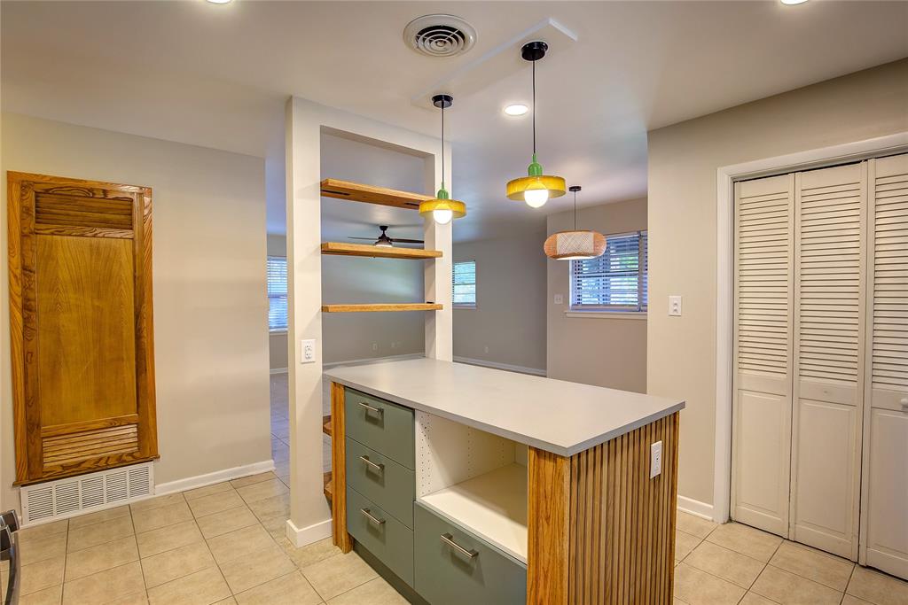 Sunset Heights South Add - Residential Lease