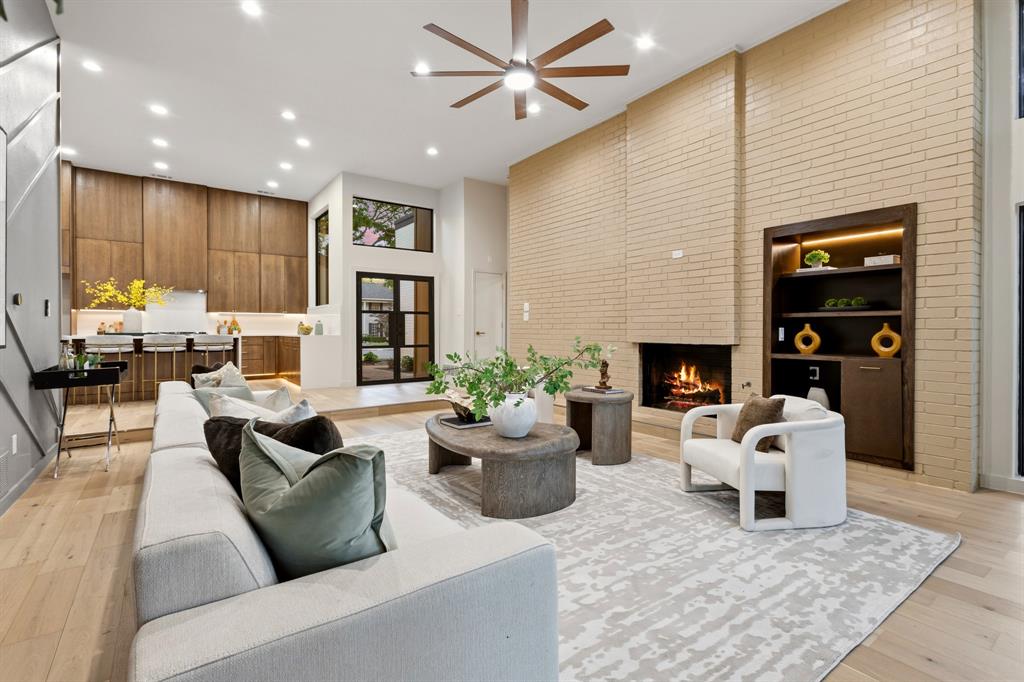 Lake Highland Village - Residential