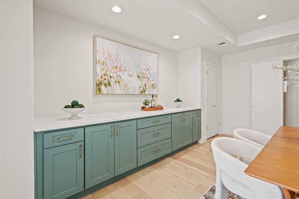 Lake Highland Village - Residential