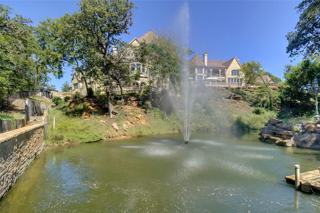 Chateau Du Lac Ph I - Residential