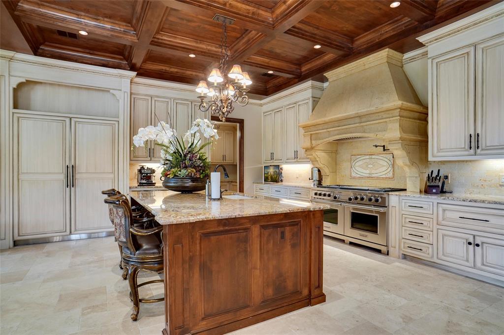 Chateau Du Lac Ph I - Residential