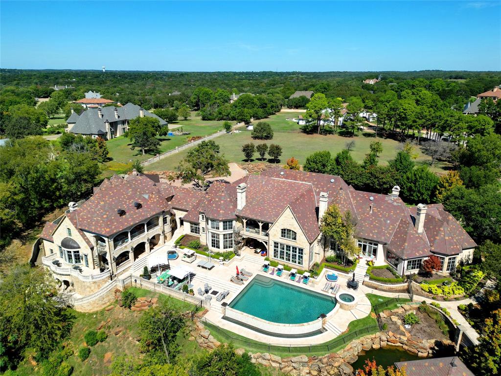 Chateau Du Lac Ph I - Residential