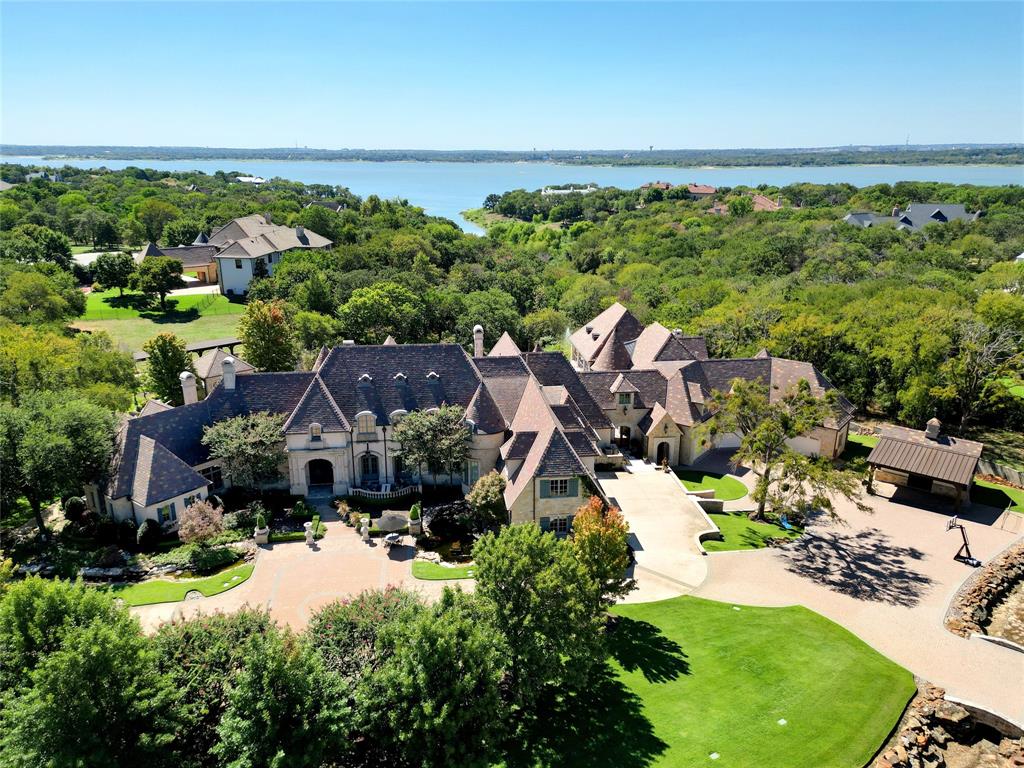 Chateau Du Lac Ph I - Residential