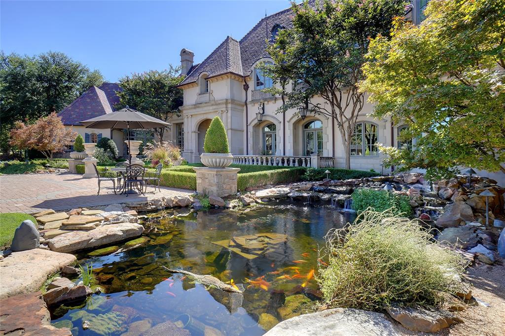 Chateau Du Lac Ph I - Residential
