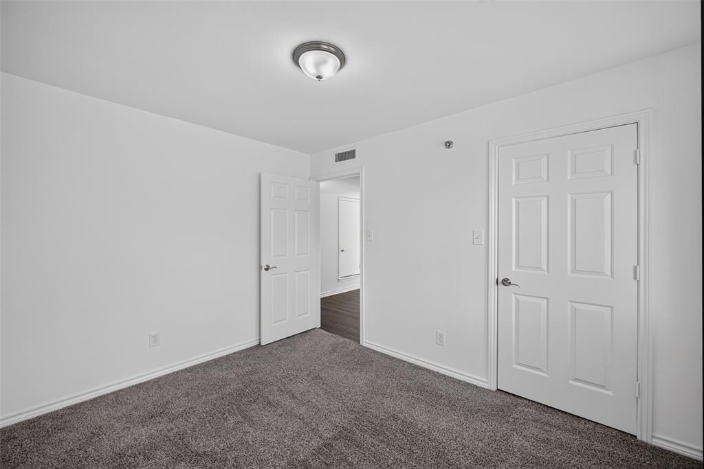Bryan Place 01 - Residential