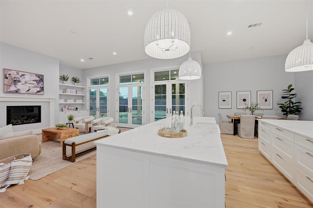 Huffhines Hill - Residential
