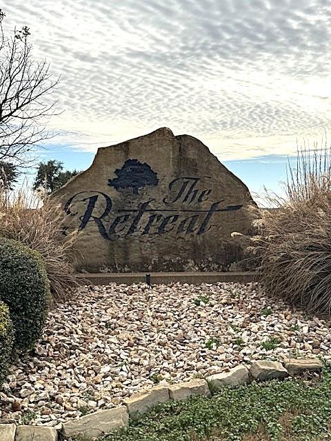 The Retreat - Land